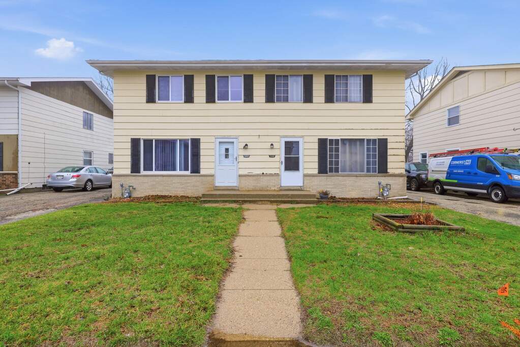 1604 87th Pl, Kenosha, WI 53143