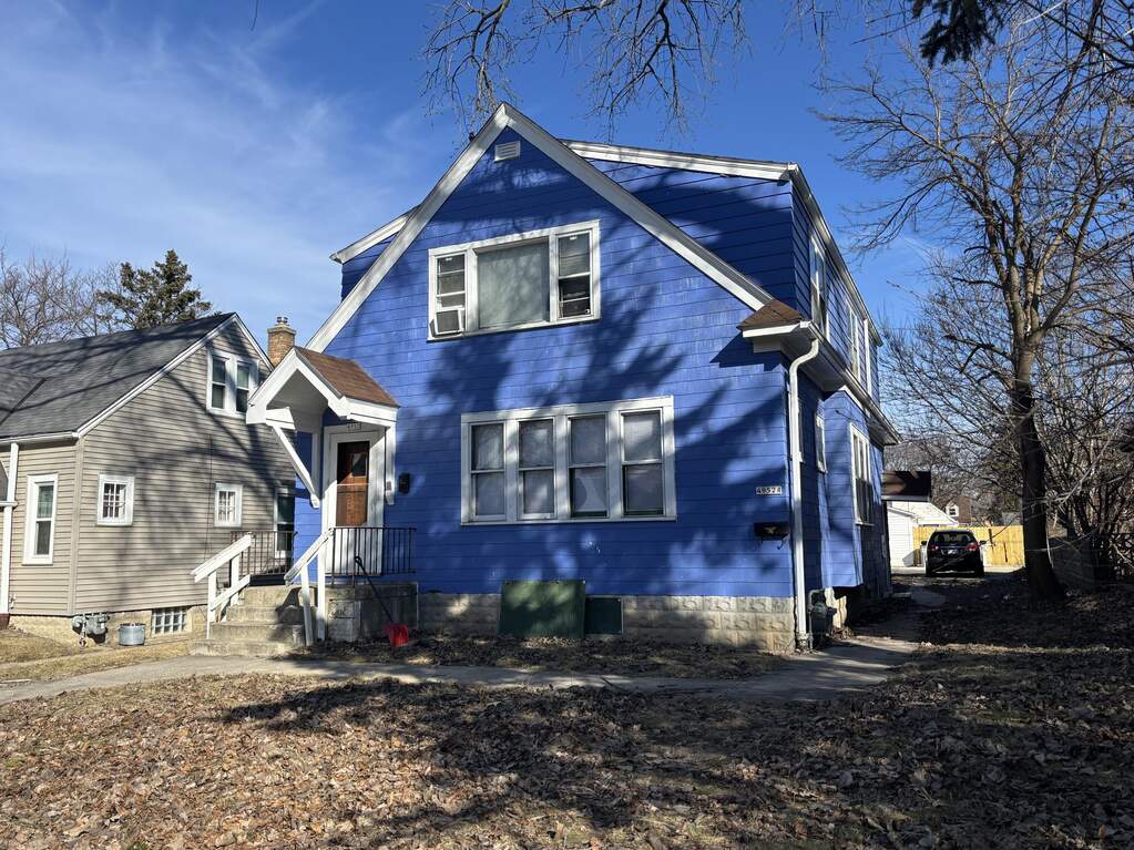4952 N 25th St, Milwaukee, WI 53209